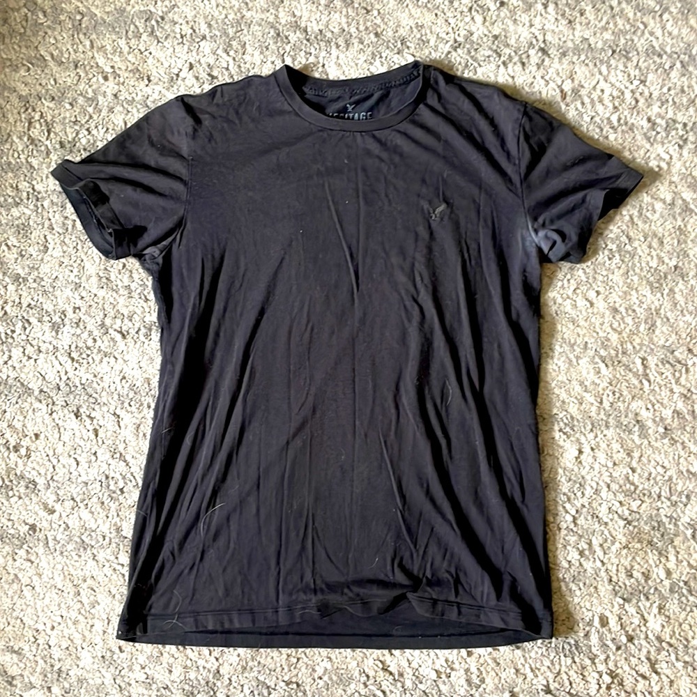 American Eagle Black T